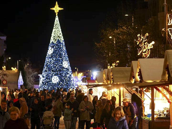 Decoración de navidad en las calles de Las Rozas