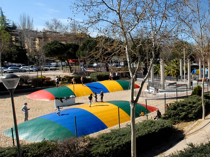 Perspectiva del parque París de Las Rozas